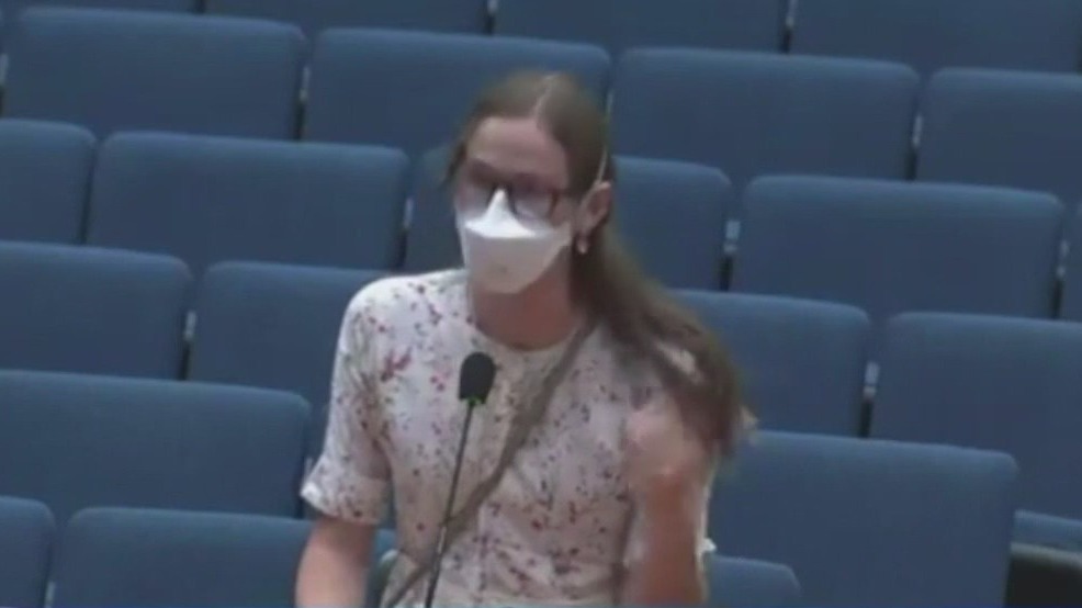 Violet Affleck reveals 'post-viral condition'