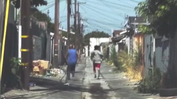 Carjacking victim chases suspect