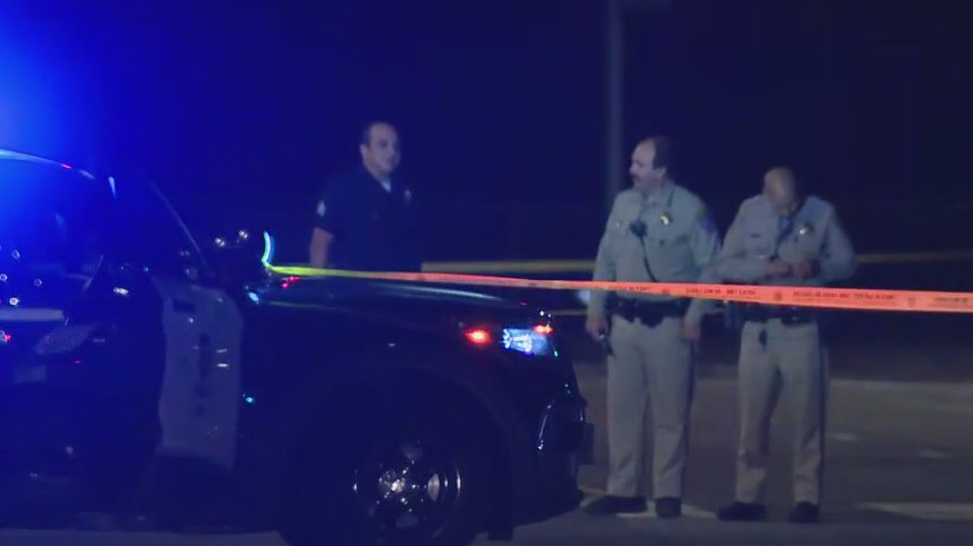 2 wounded in Encino shooting