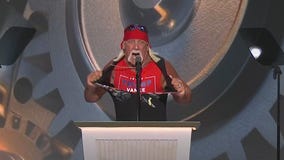 'Trump-amania' Hulk Hogan gives uplifting speech at RNC