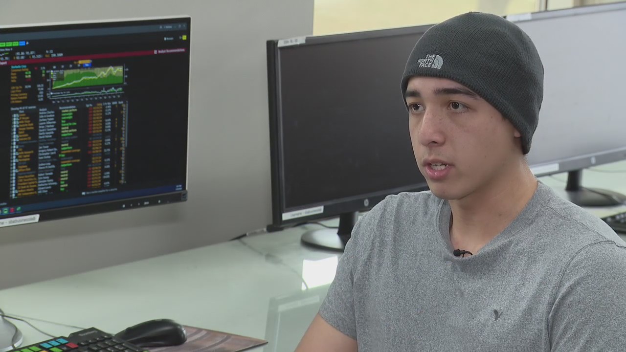 Oakland University investment fund is run by students thanks to the Kresge Foundation