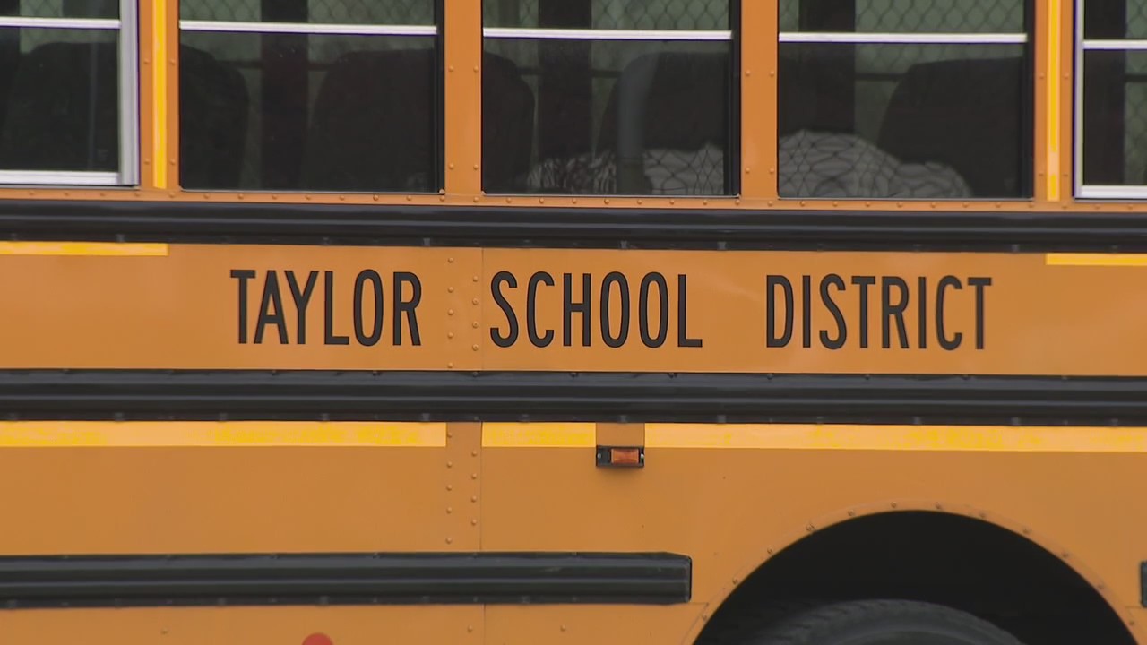 Dad seeks answers after 5-year-old injured on Taylor school bus