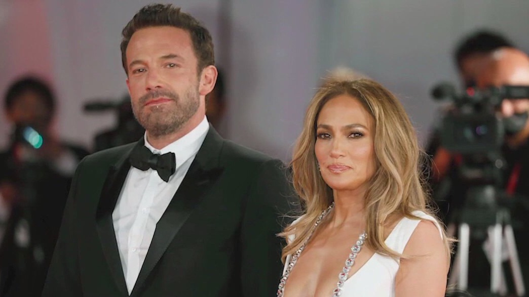 JLo files for divorce from Ben Affleck