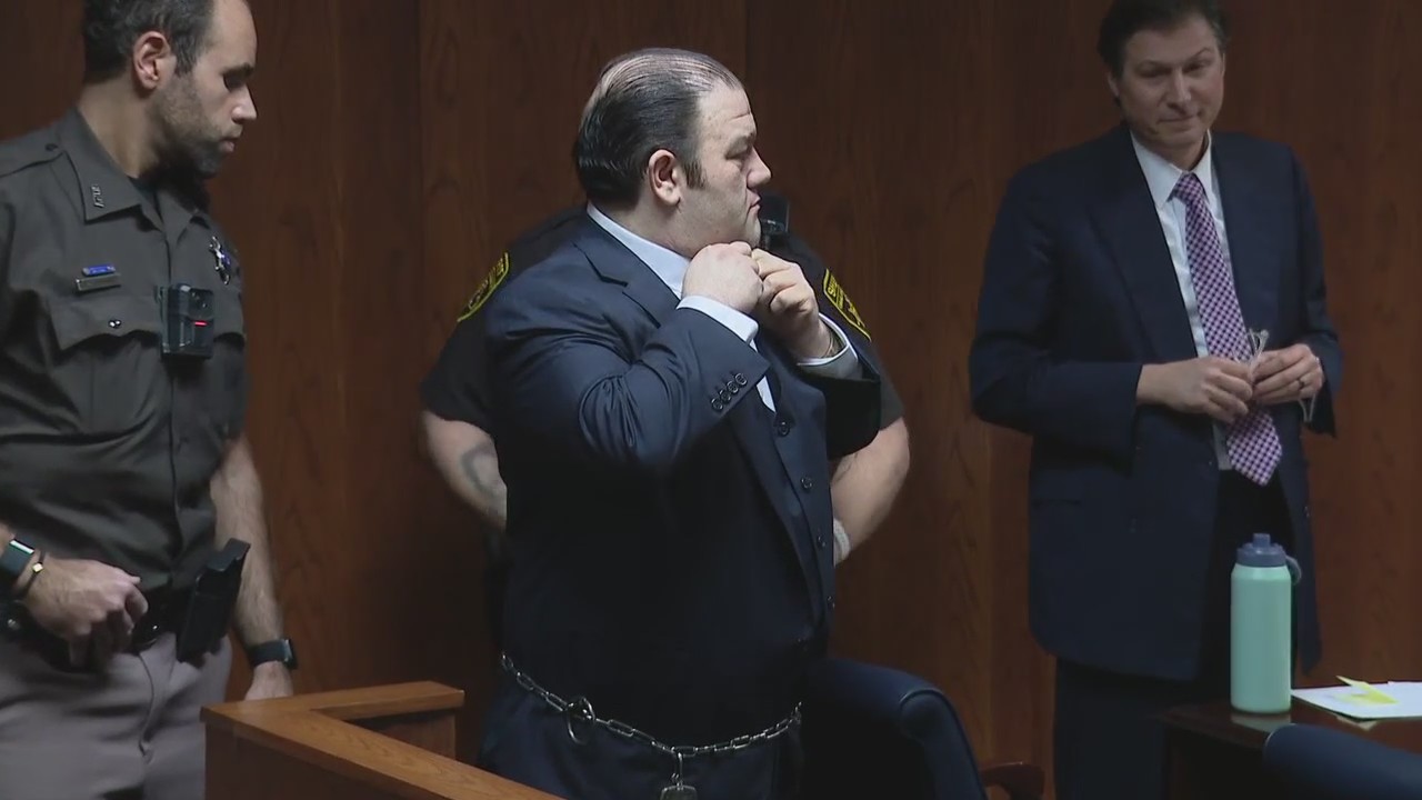 Day 2 of testimony in trial of murdered Oak Park jeweler