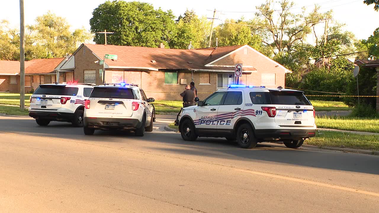Mom killed, son critically injured in Detroit shooting