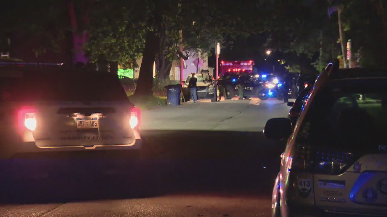 Suspect shot by Detroit police on city's west side