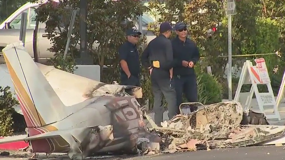 2 critically wounded in small plane crash