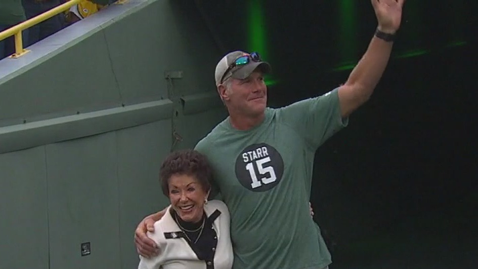 Brett Favre reveals Parkinson's diagnosis