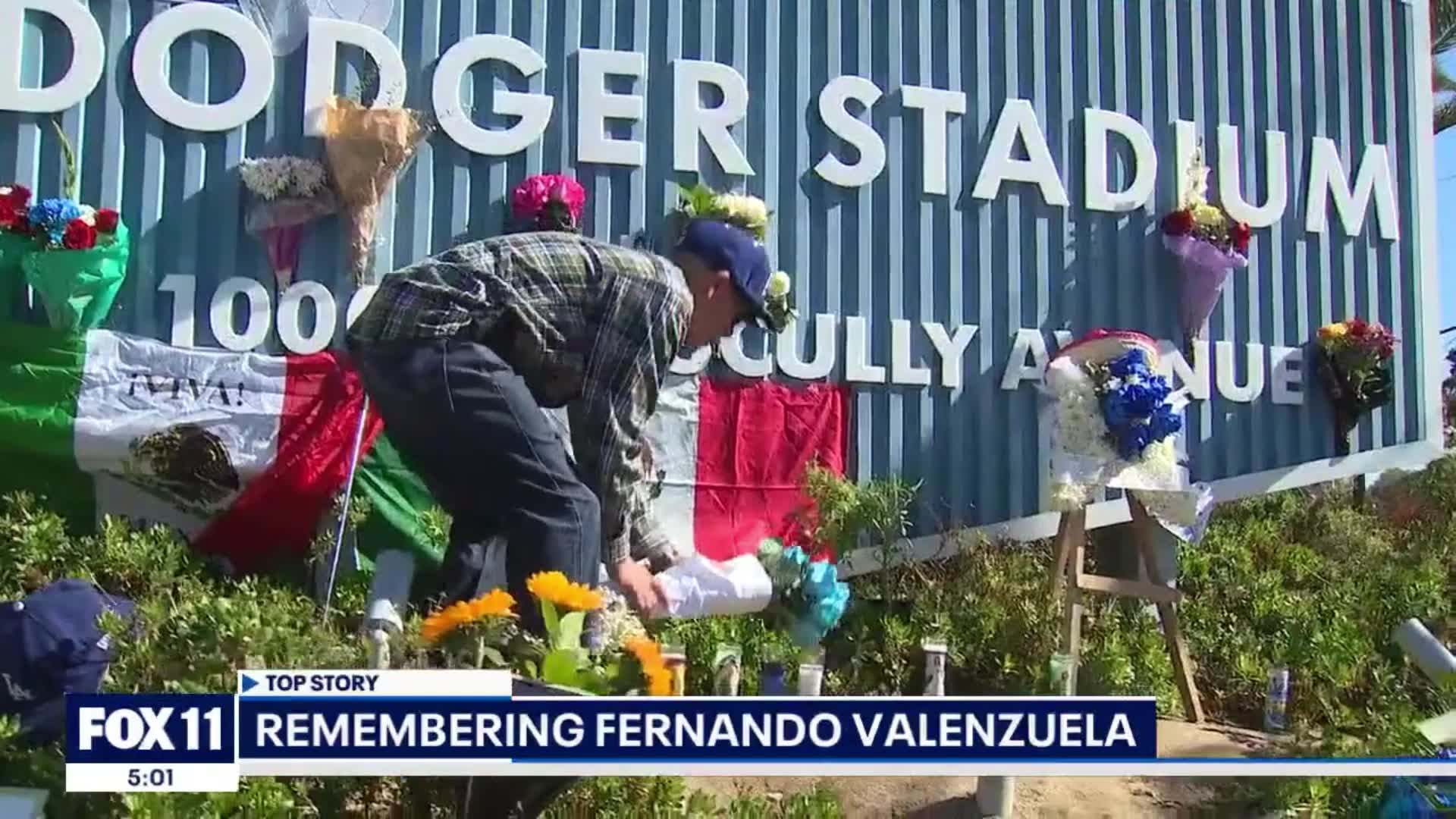 Fans mourn Dodger icon Fernando Valenzuela's death