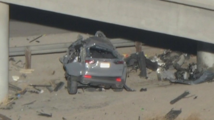 Police chase ends in deadly crash