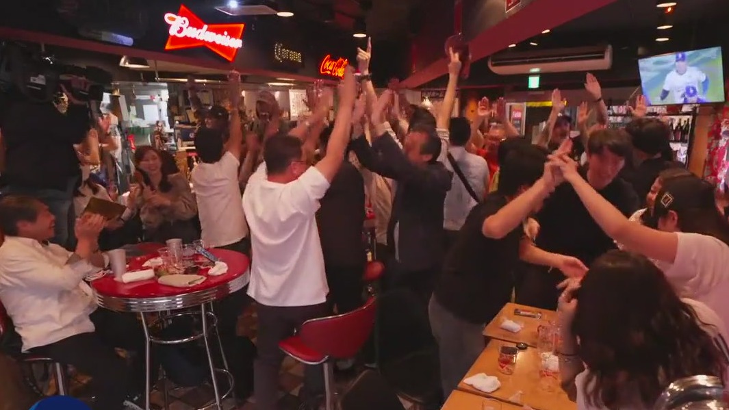 Ohtani fans in Tokyo react to Dodgers win