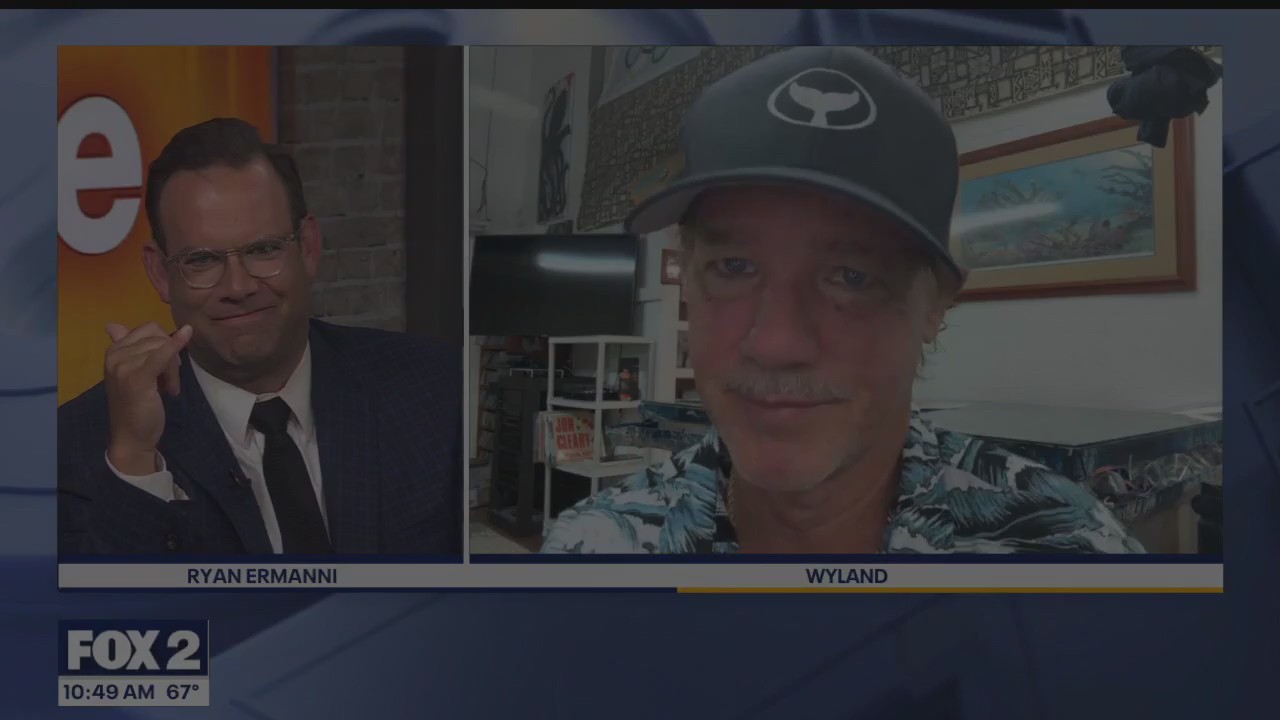 Whale mural artist frustrated over plans to cover his work again