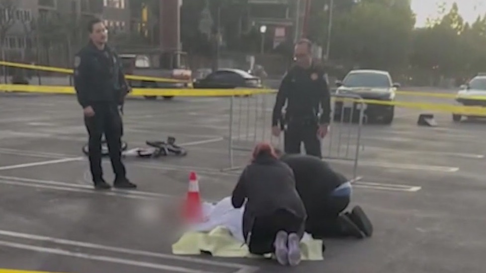 Search for driver who struck, killed teen