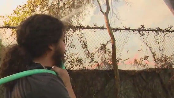 Families fight to save homes from Franklin Fire