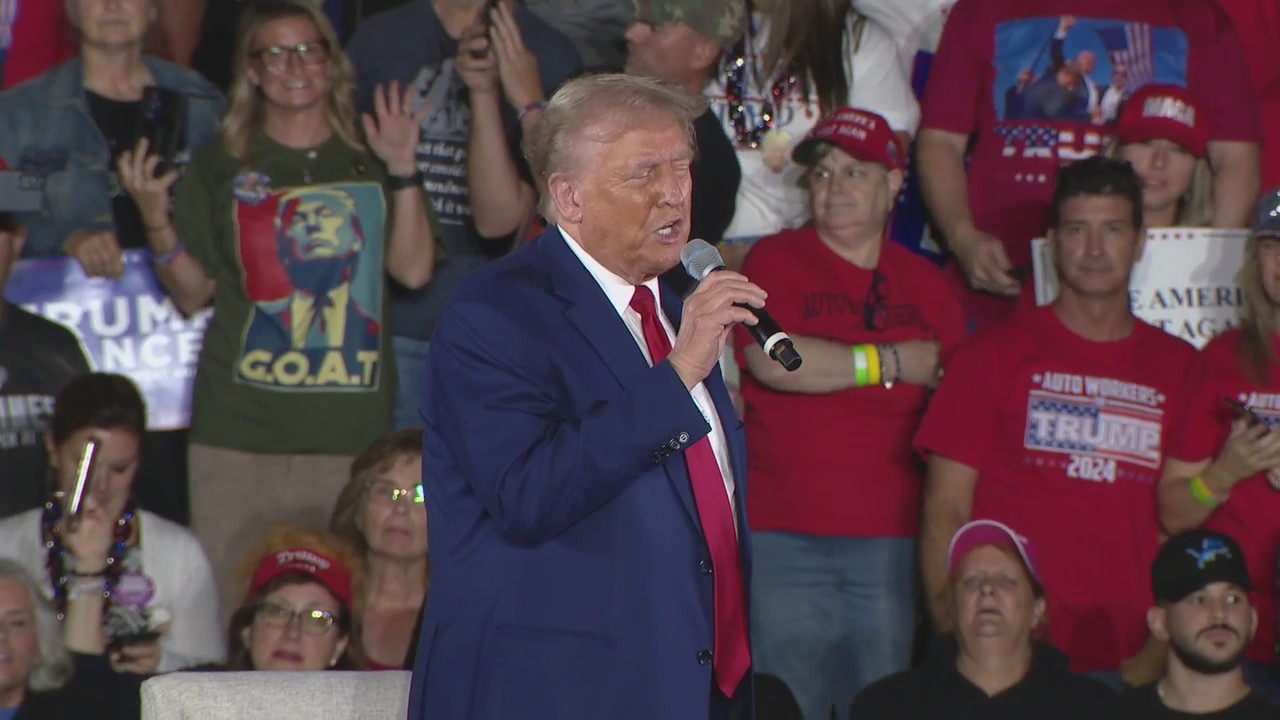 Trump town hall in Warren talks auto industry and manufacturing | FOX 2 ...
