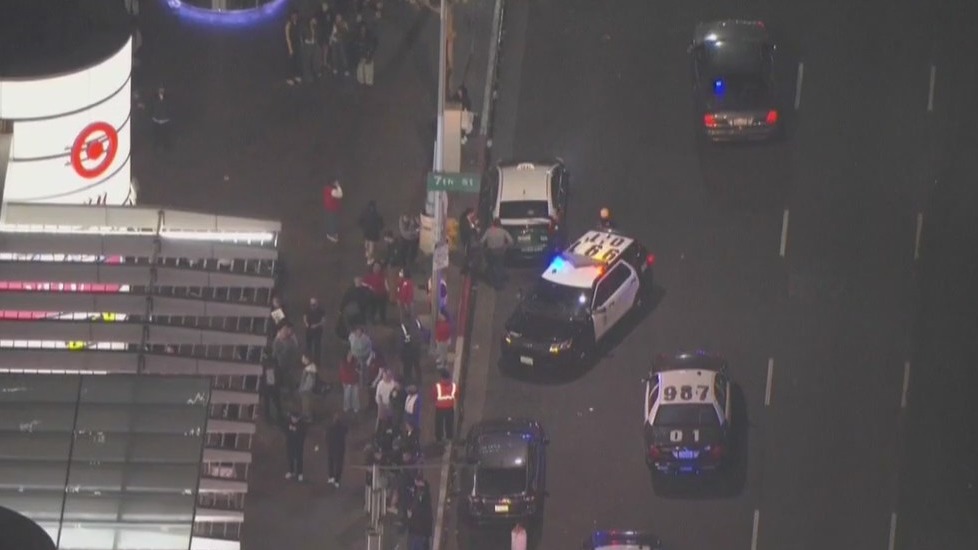 2 wounded in downtown LA Target shooting