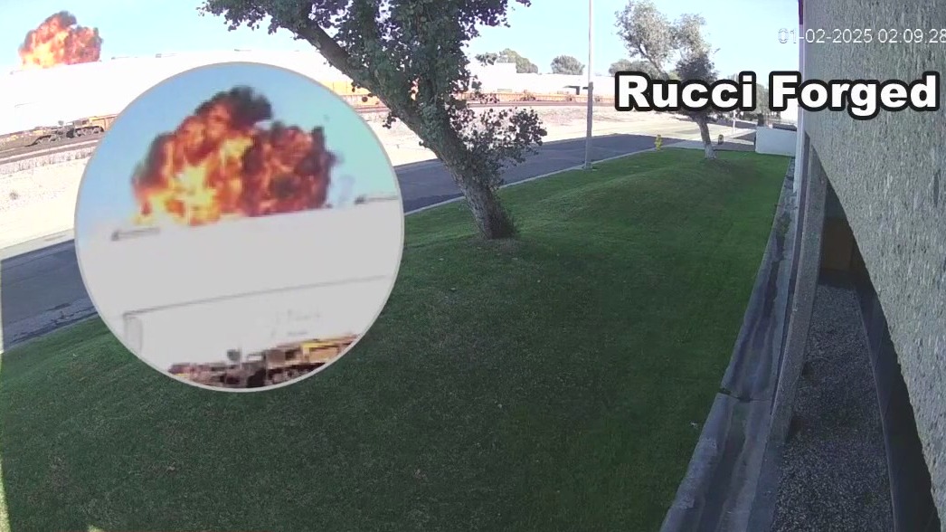 2 killed in Fullerton plane crash; 19 others hurt