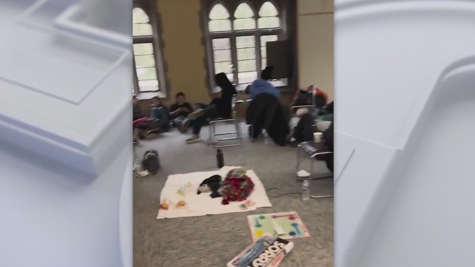 Hurst Fire: How to donate and help evacuees