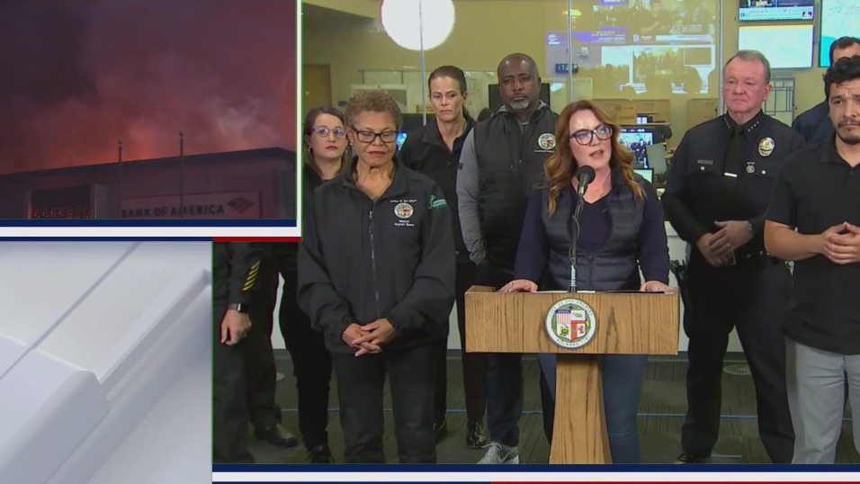 Santa Monica evacuations; boil water advisory in Malibu