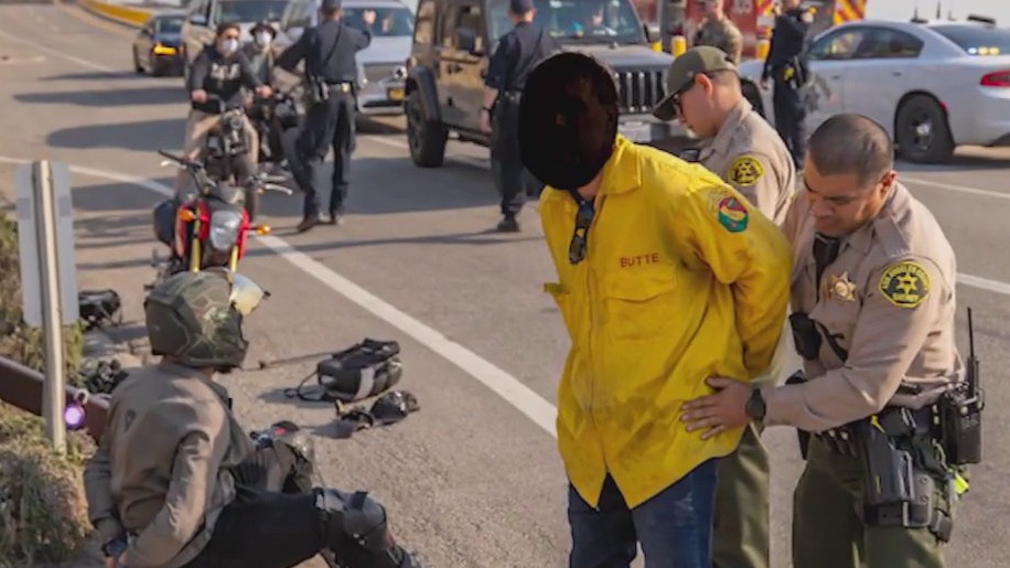 Fake firefighter arrested in Palisades evac zone