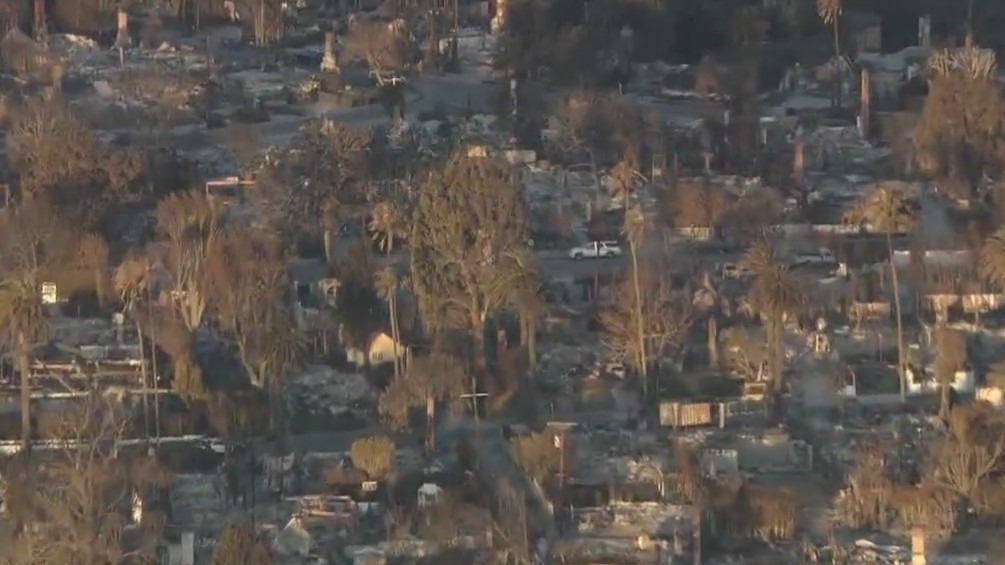 Firestorm death toll rises as more winds hit SoCal