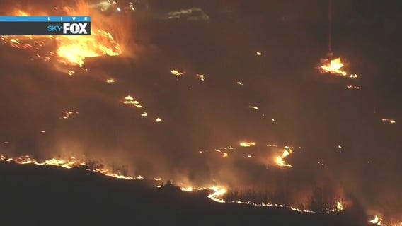 Auto Fire forces evacuations to parts of Ventura Co.