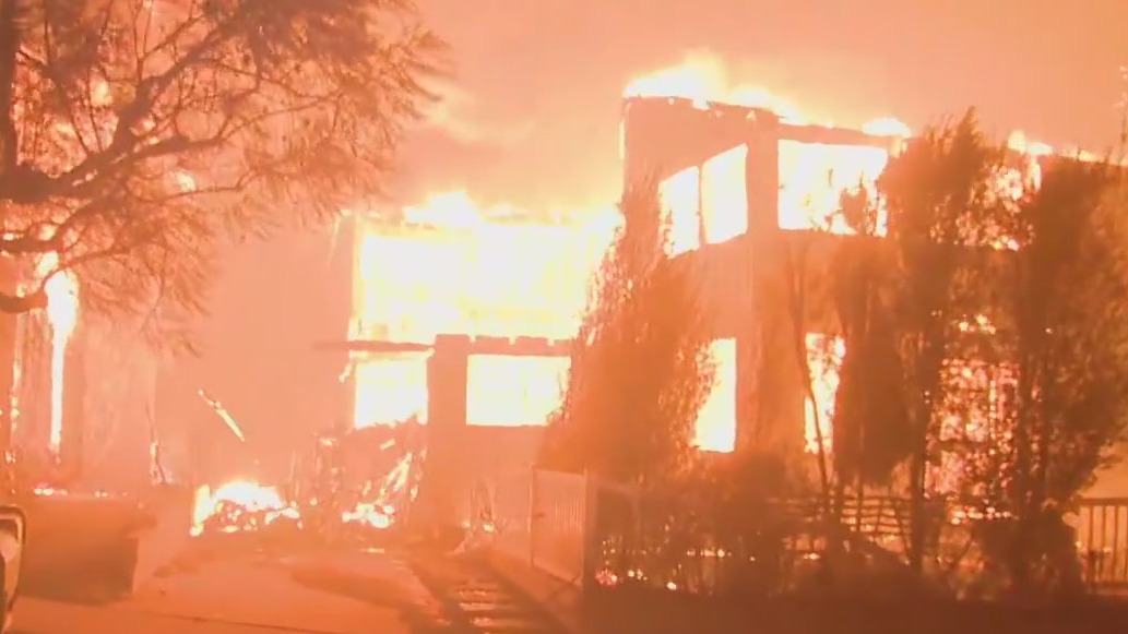 Fire officials offer apologies after Palisades Fire