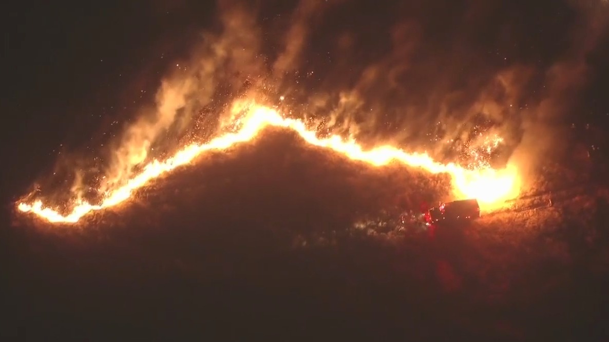 Fire breaks out in Riverside County