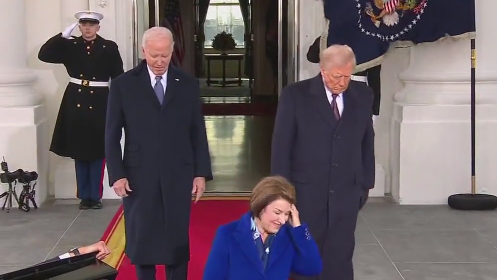 Trump, Biden en route to US Capitol for inauguration