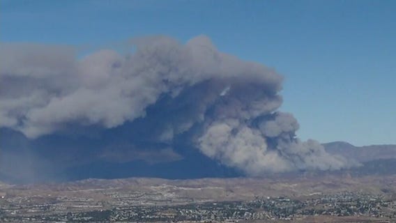 Hughes fire erupts in Castaic