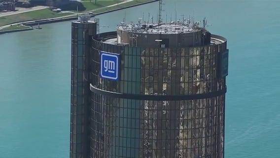 2 towers to be removed in possible RenCen redesign in Detroit