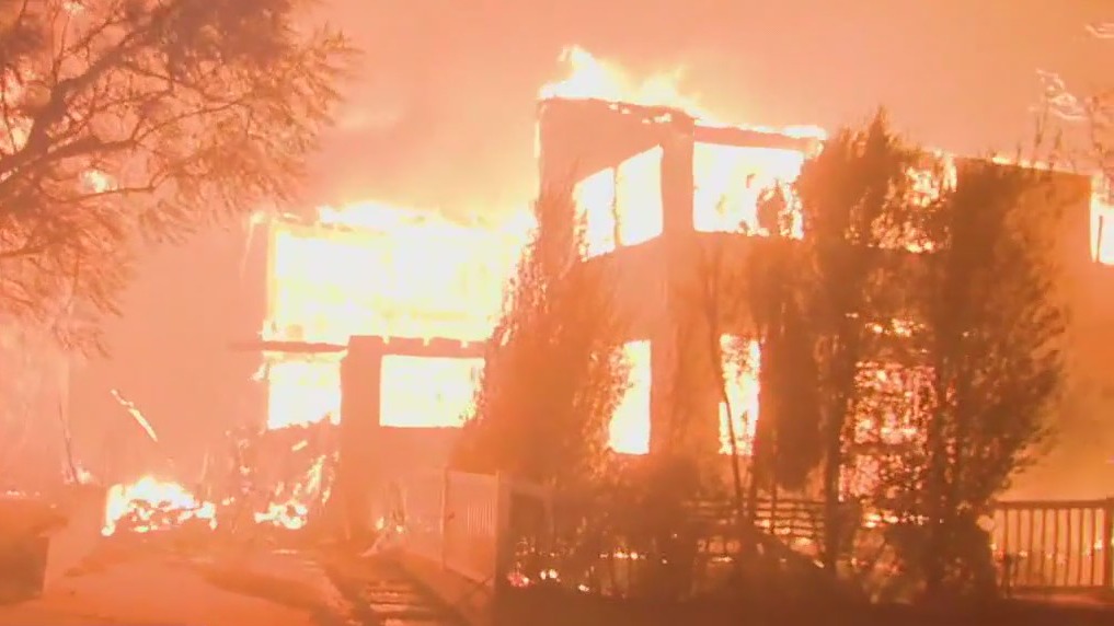 President Trump to visit LA wildfire areas, Newsom signs aid bill