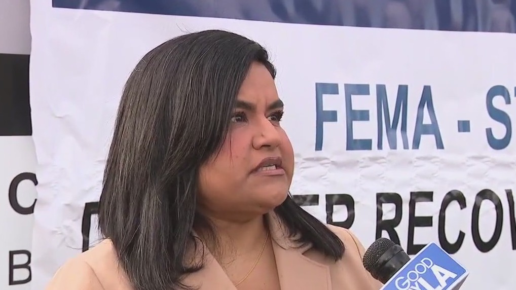 New disaster recovery center opens in Altadena