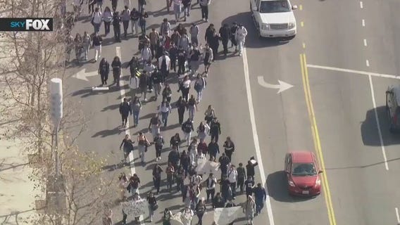 LA students walk out over federal immigration policies