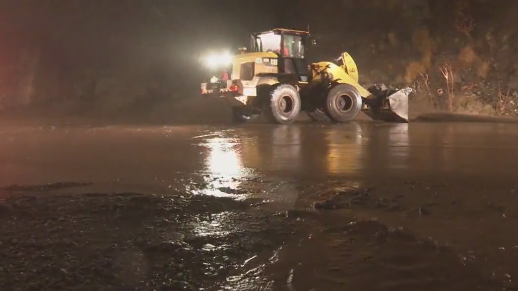 Mudslide threats remain after LA rains