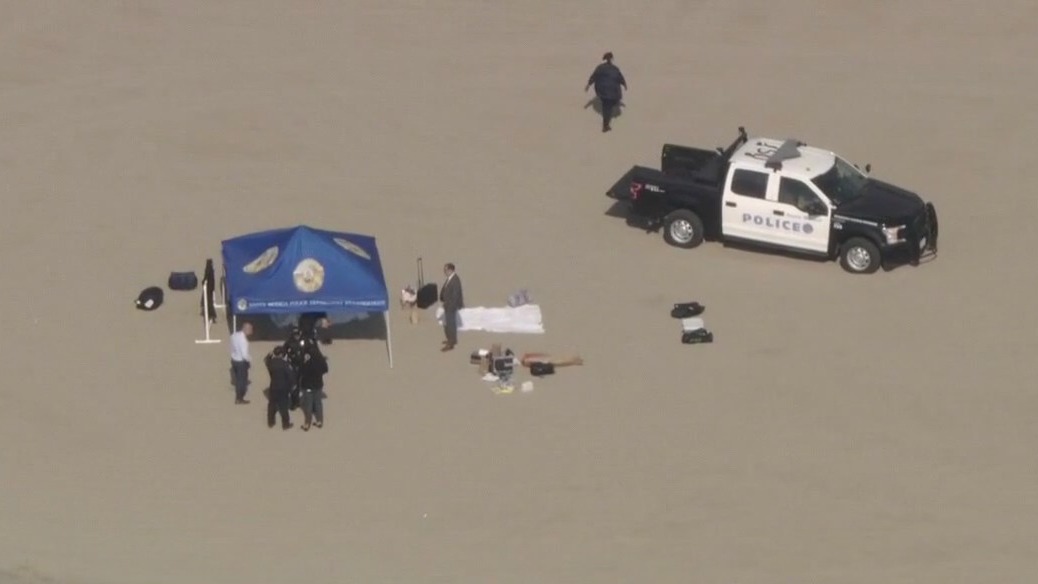 Woman killed on Santa Monica beach