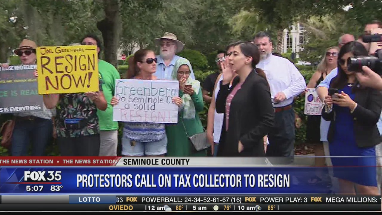 Dozens demand that Florida tax collector resign over post