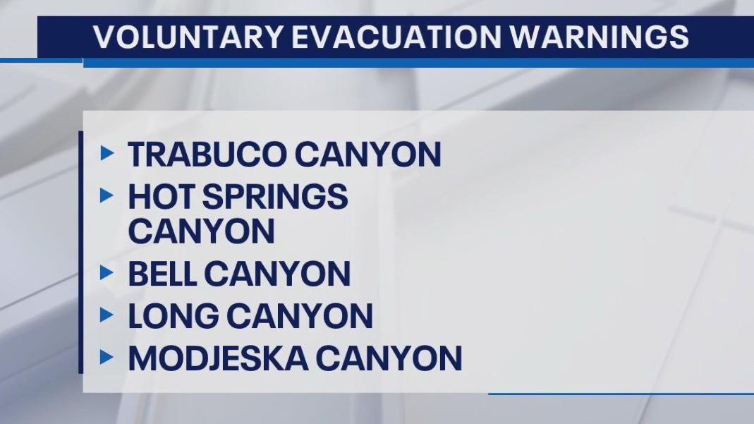 Airport Fire zone in OC under evacuation warning
