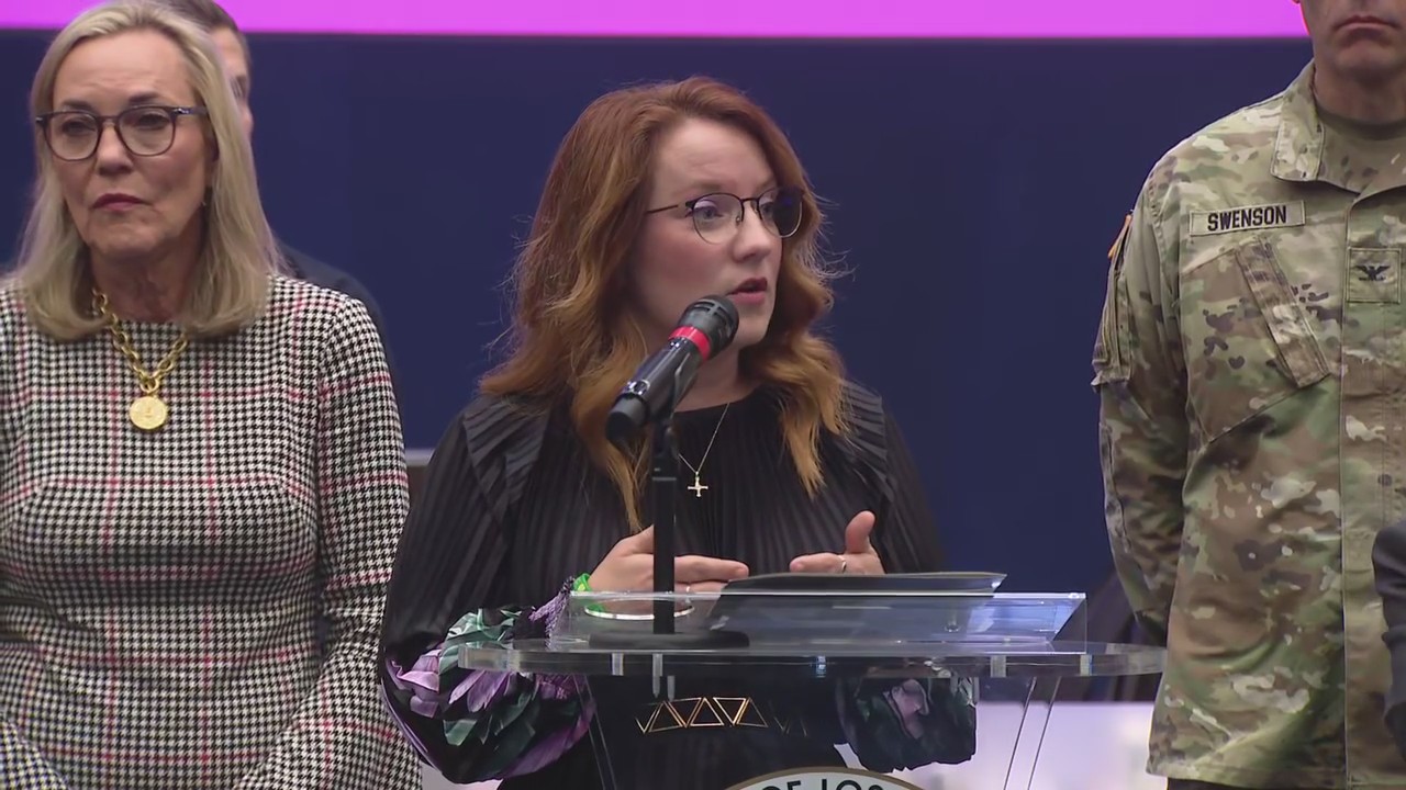 LA County gives wildfire recovery update