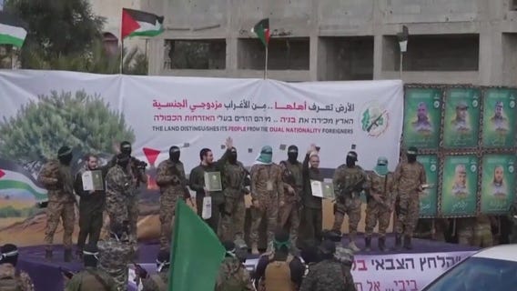 Israel delays Palestinian prisoner release