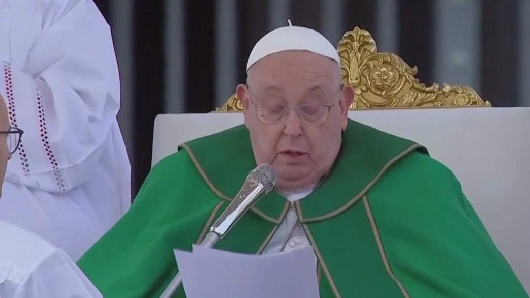 Pope Francis shows slight improvement