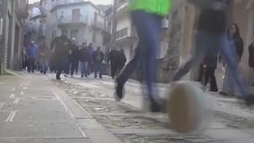 Cheese rolling competition in Sicily