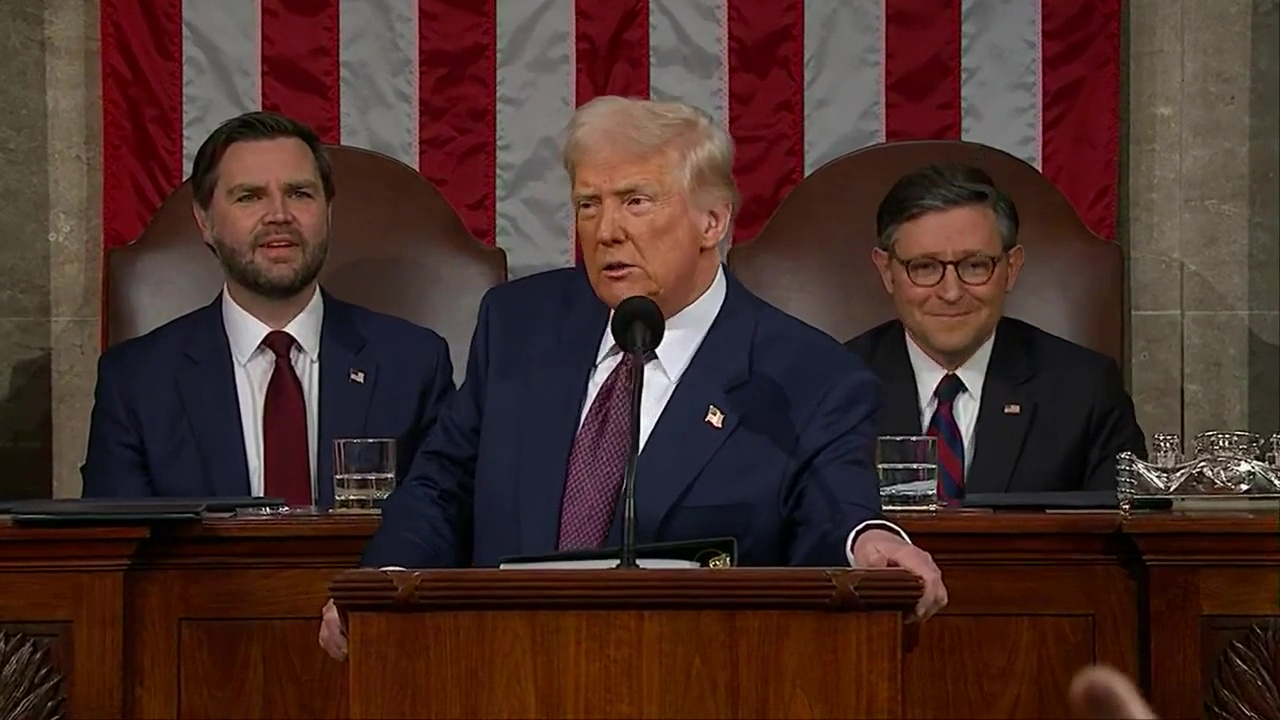 Trump highlights orders on English, Gulf of America