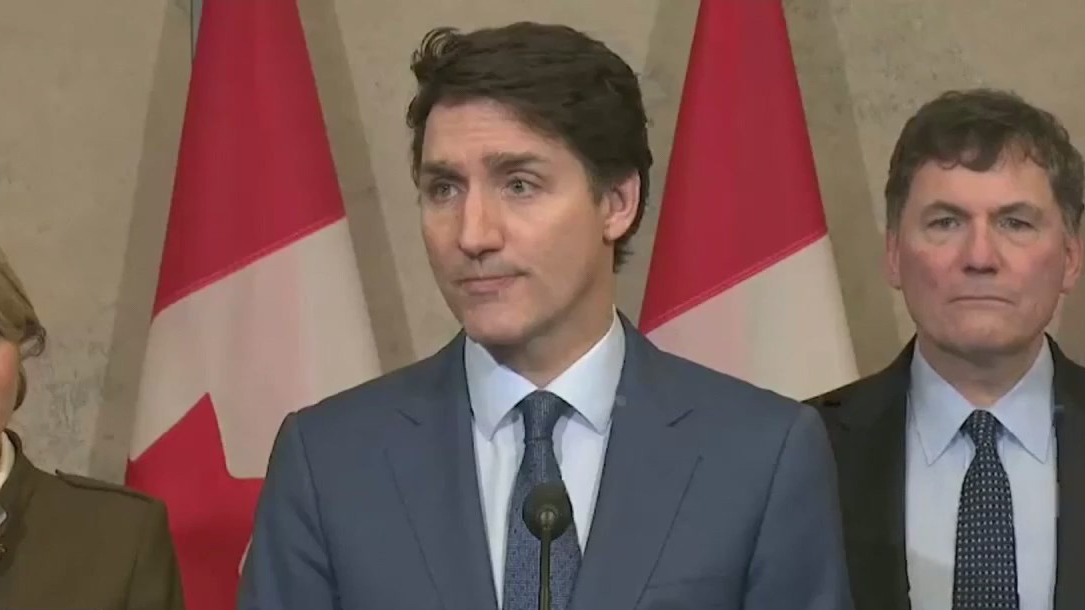 Trudeau responds to Trump's tariffs on Canada