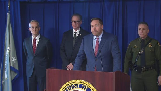 Feds announce human smuggling indictment