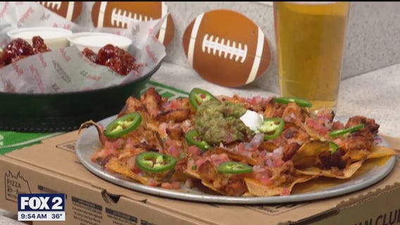 Cheesy chicken and chorizo nachos with Bubba's 33