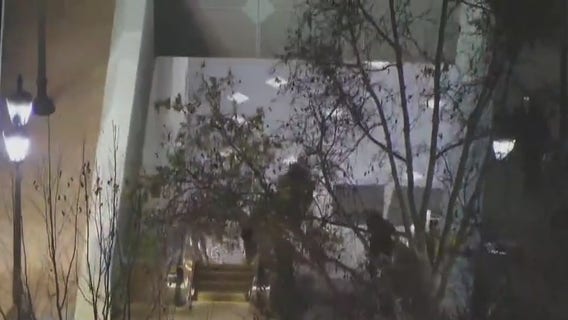 Stabbing reported on Metro platform in Universal City