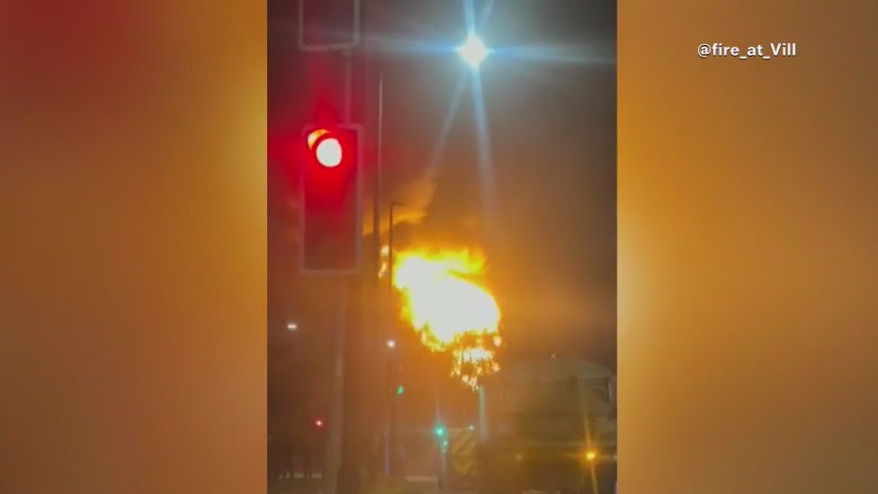 Fire shuts down Heathrow Airport