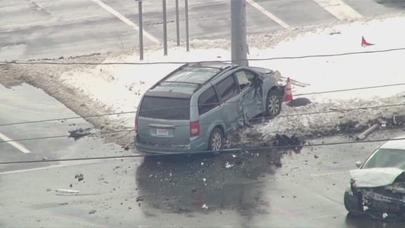 Driver arrested in three-car crash in Warren that left officer injured