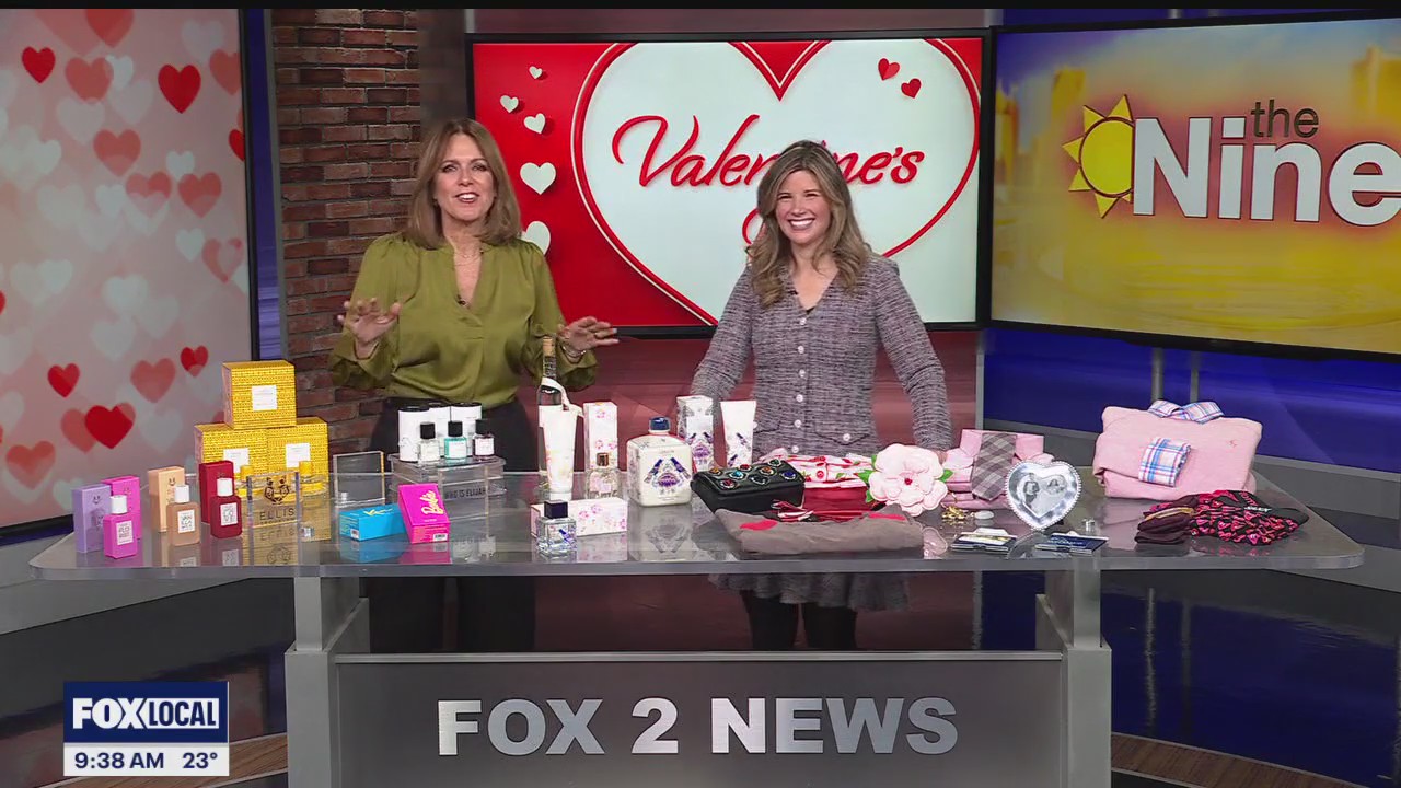 Last minute Valentine's Day gifts with Von Maur